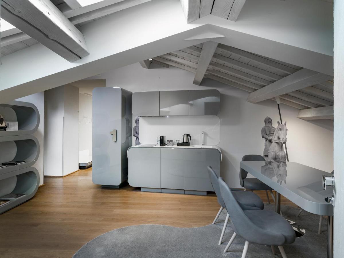 Lords Of Verona Luxury Apartments Exteriör bild